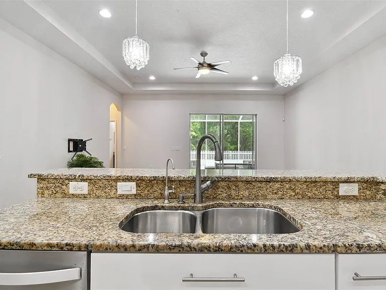 27806 Autumn Breeze Cir — Photo 16