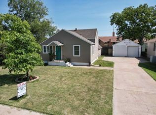 614 Lincoln St, Quinter, KS 67752