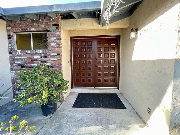 2nd image of 635 Bolton Ct APT 1