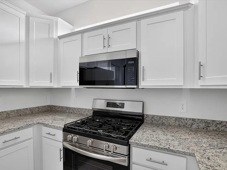 5316 Crystal Harbor Cv — Photo 16