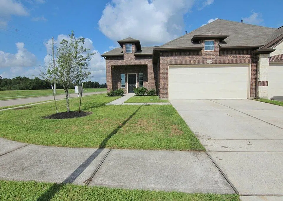 9703 Floria Ct