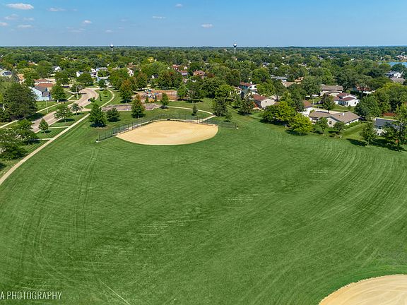 4th image of 3976 Whispering Trails Dr