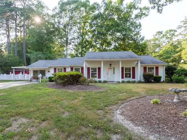 5 Lear Cir, Newport News, VA 23602