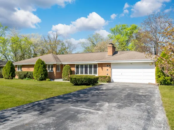 404 Tomah Ave, Prospect Heights, IL 60070