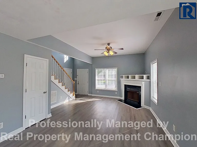 27 Jasmine Ln — Photo 4