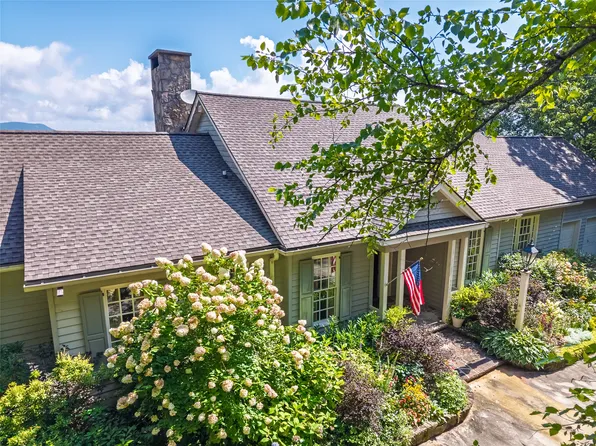 289 Lower Brushy Face Road, Highlands, NC 28741
