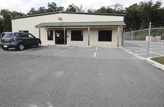 1st image of 8520 NE 43rd Way