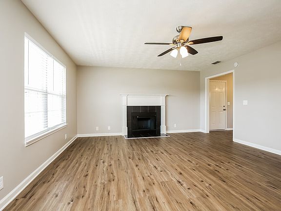 4th image of 1104 Skipton Dr