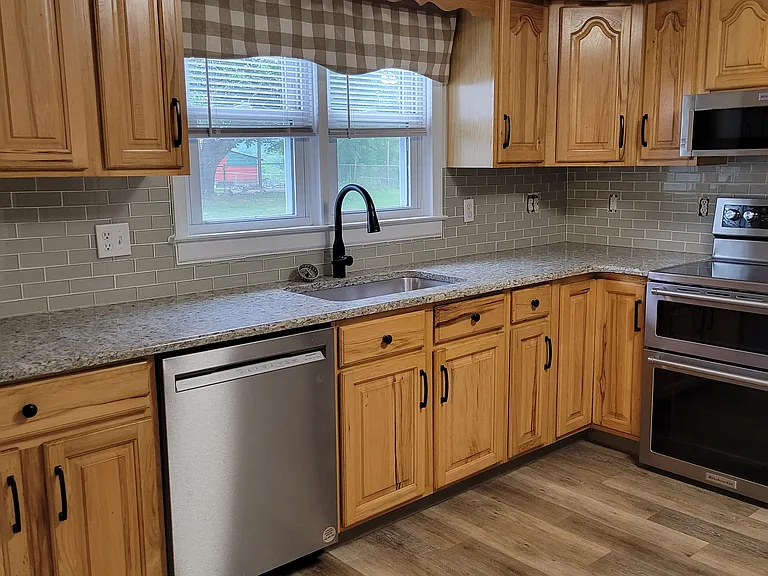 2085 Rice Ave — Photo 11