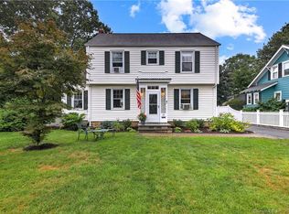 52 John St, Trumbull, CT 06611