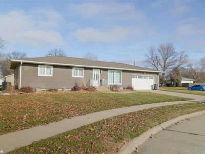 2201 Seneca St, Burlington, IA, 52601
