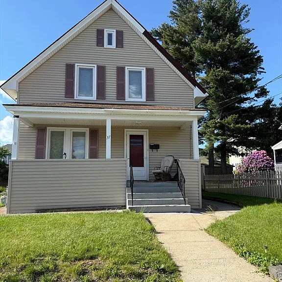 37 Greendale Ave — Photo 1
