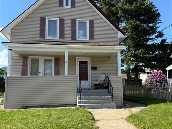 37 Greendale Ave, Worcester, MA 01606