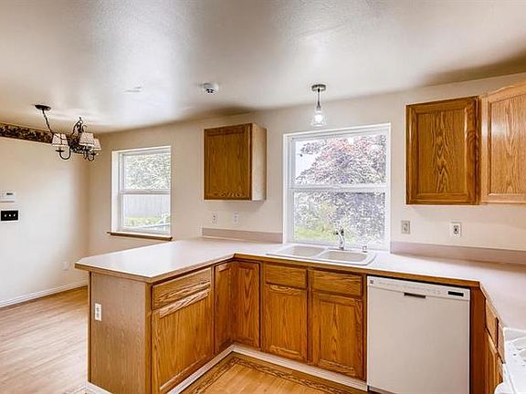 5th image of 9810 247th Street Ct E