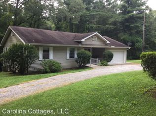 49 Pennwood Ln, Hendersonville, NC 28739
