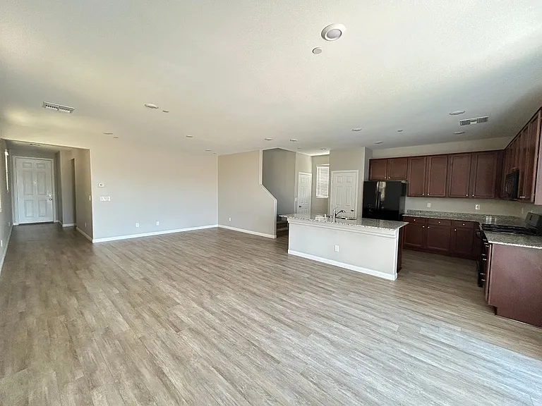 3553 Moneghetti Pl — Photo 3