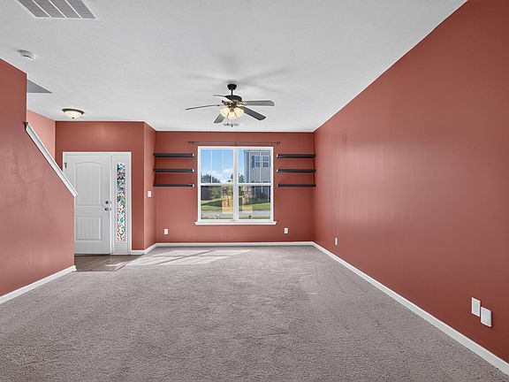 4th image of 568 Brewer Dr