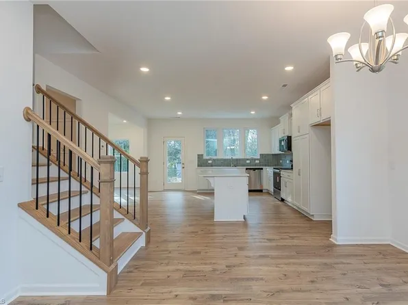 4606 Wait Rd, Winston Salem, NC 27106