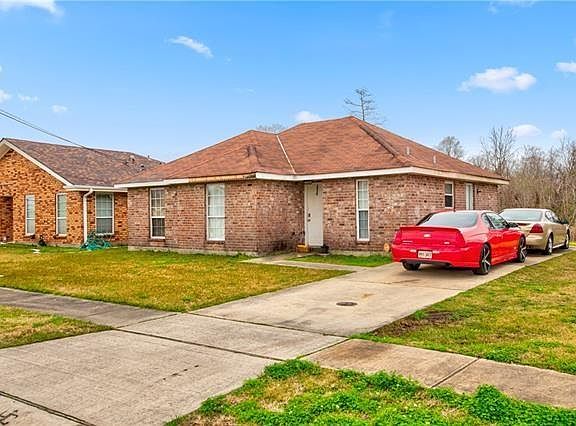 2nd image of 2812 Shannon Dr