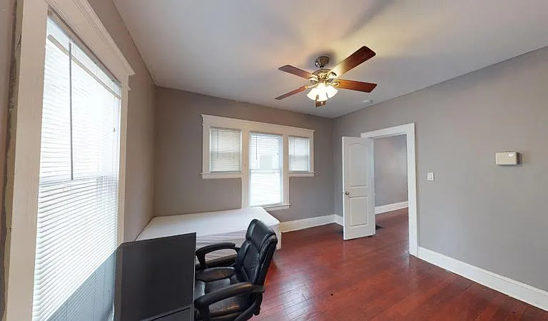 408 S Beech St — Photo 8