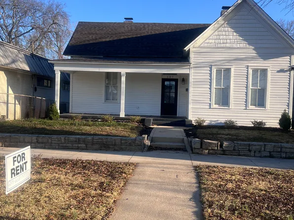 107 2nd St, Tuscumbia, AL 35674