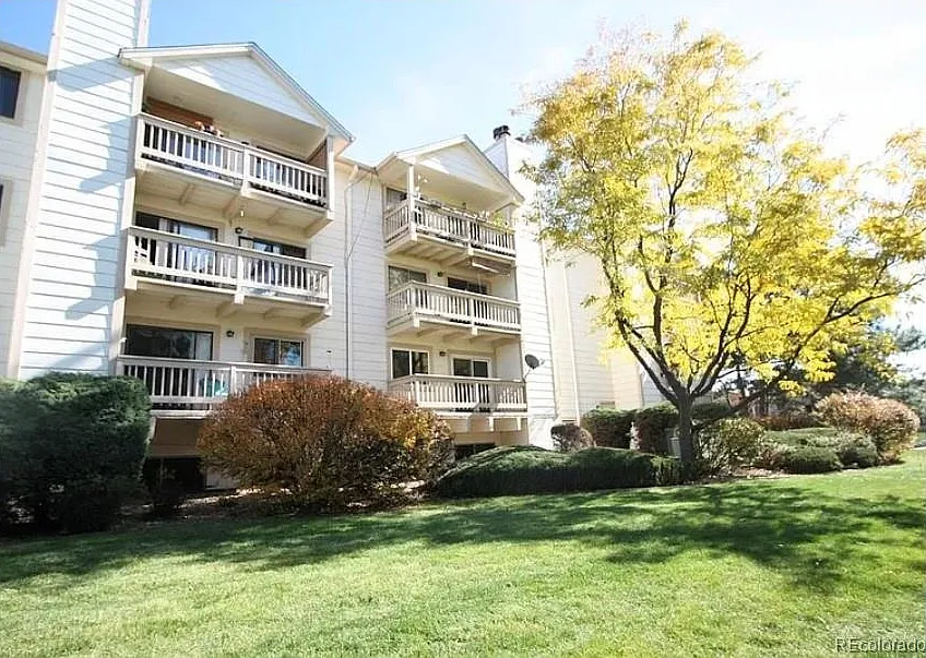 491 S Kalispell Way #101