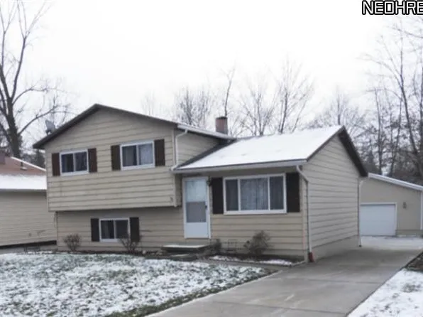 1035 Moneta Ave, Aurora, OH 44202