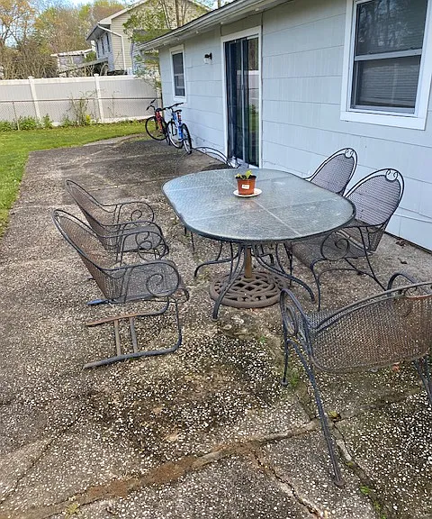 303 Old Town Rd — Photo 11