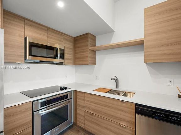 4th image of 510 NW 84th Ave APT 636