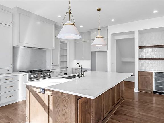 4th image of 30850 W 120th St