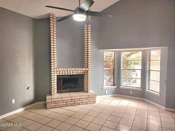 3rd image of 10909 Delafield Dr