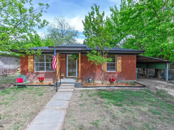 521 Oak St, Clyde, TX 79510