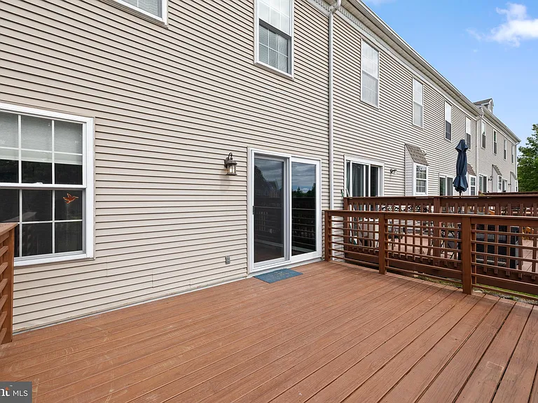 328 Countryside Ct — Photo 24