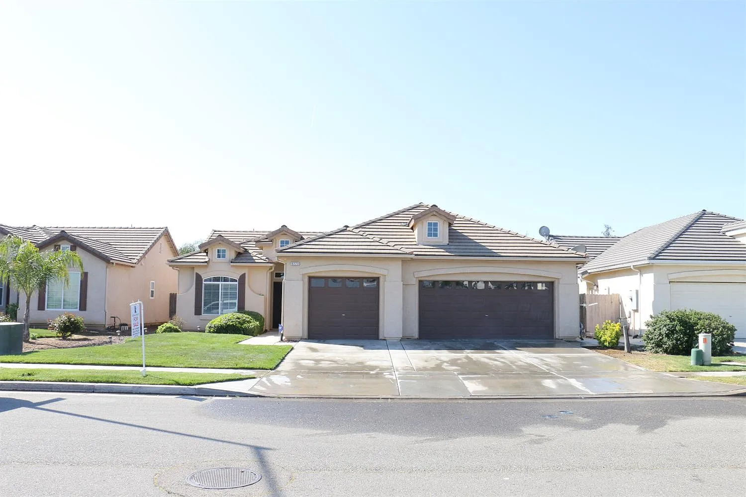 6273 W Dovewood Ln photo 1