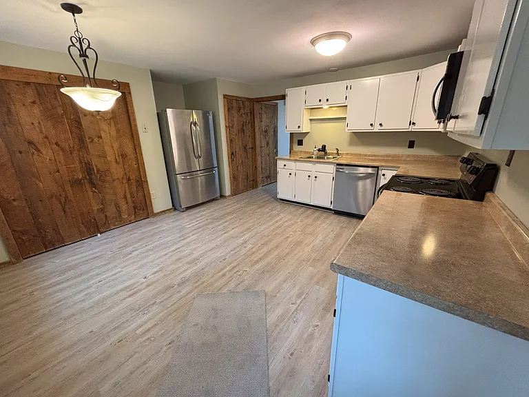 Kitchen (Similar Unit)