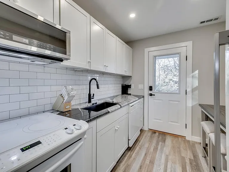 2725 Mayo Rd #C — Photo 10