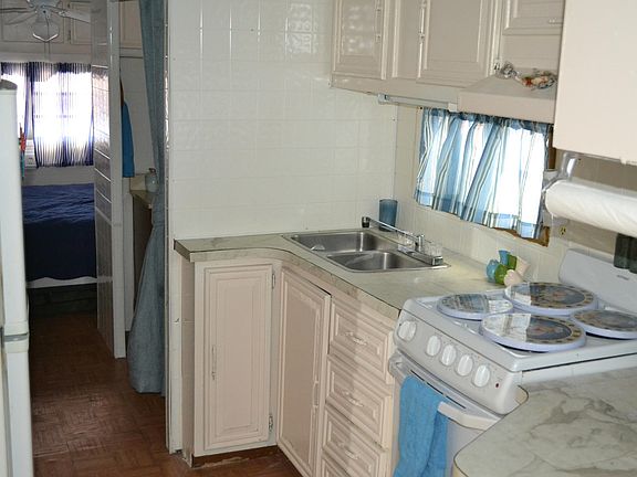 3rd image of 6099 W Overseas Hwy #75W