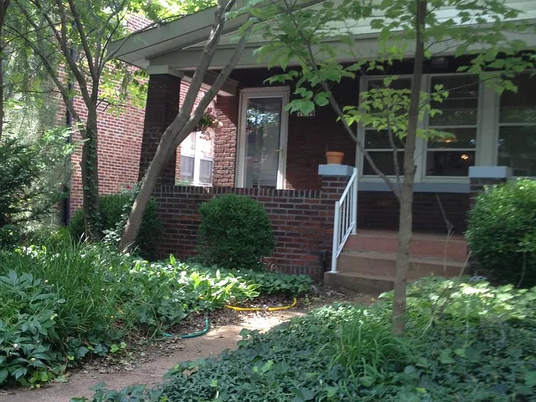 7054 Amherst Ave — Photo 1