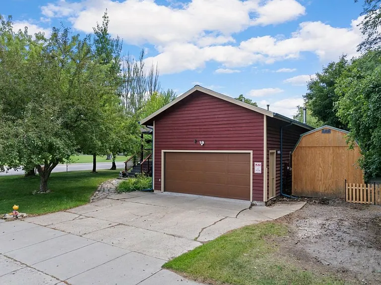 510 Pine Ave — Photo 28
