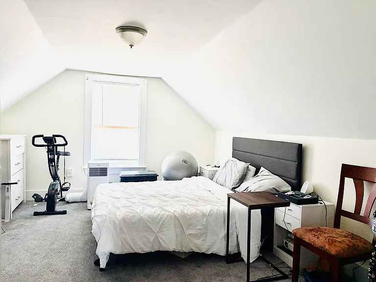 579 Bay St #2 — Photo 10