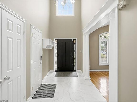 3rd image of 17 One Street Louth