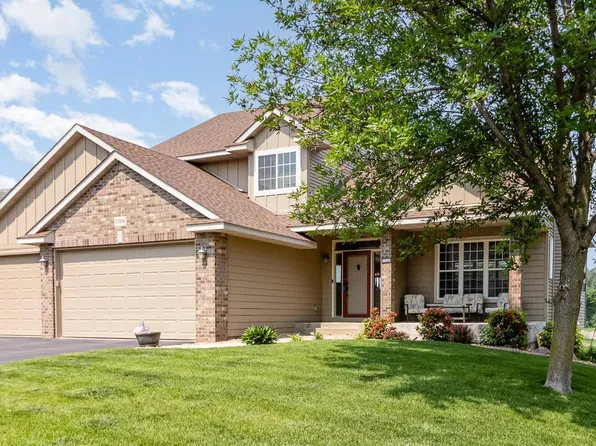 1006 9th Street Ct SE, New Prague, MN 56071