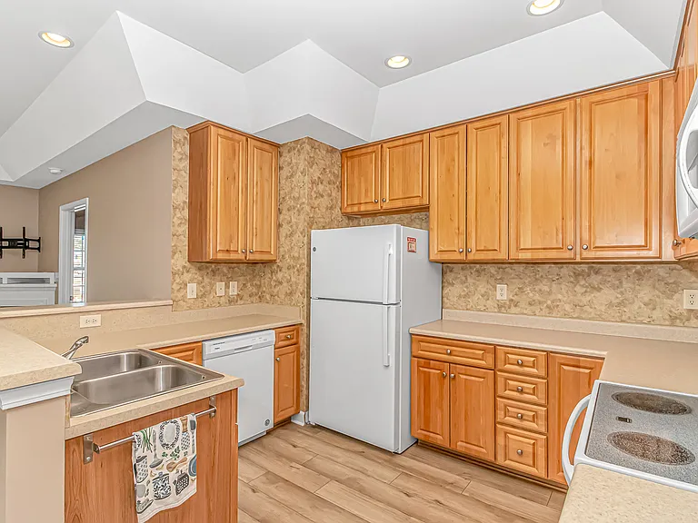 8855 Radcliff Dr NW #17A — Photo 4
