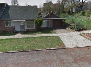 1612 2nd St, La Grande, OR 97850