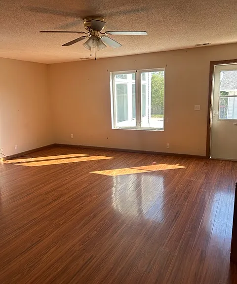 601 S Cleveland St #4 — Photo 3