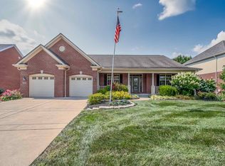 1046 Spectacular Bid Dr, Union, KY 41091
