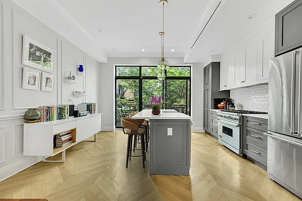 Rented by Compass | media 15