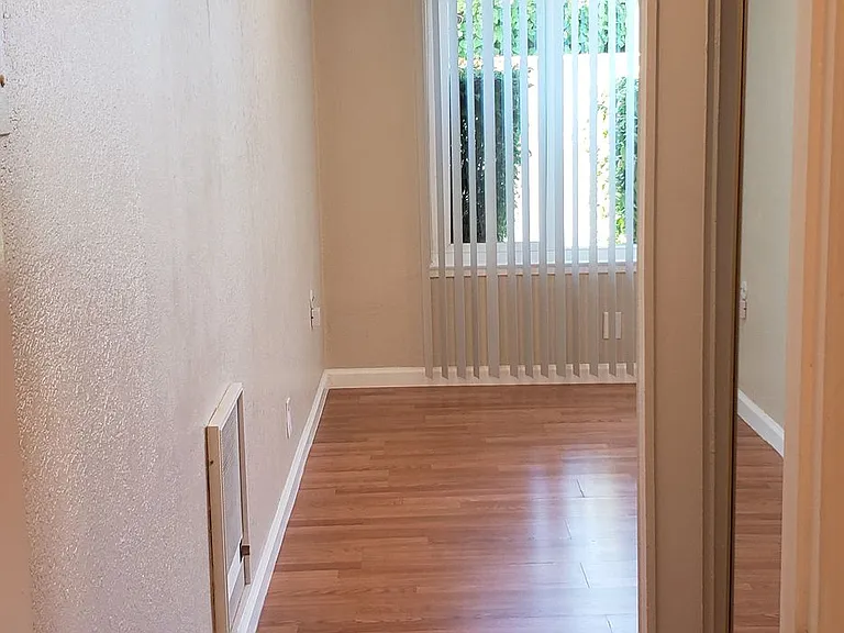 All Single Story Apartment Community — Photo 18