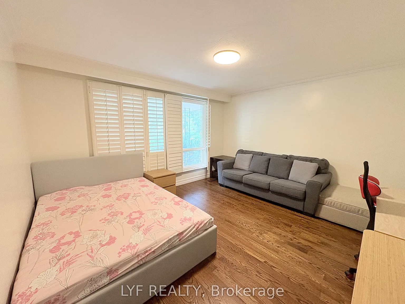 4 bed, $3,200 — Photo 2