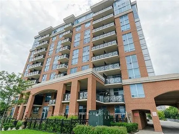 2772 Keele St #409, Toronto, ON M3M 0A3